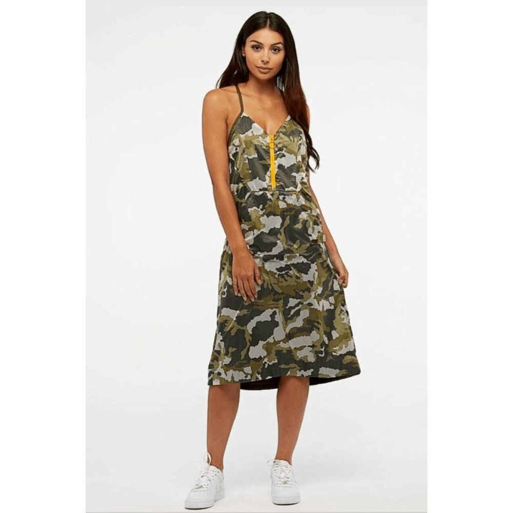 NEW Women's Medium NIKE Sportswear Camo Light Woven Strappy Dress 932367-072